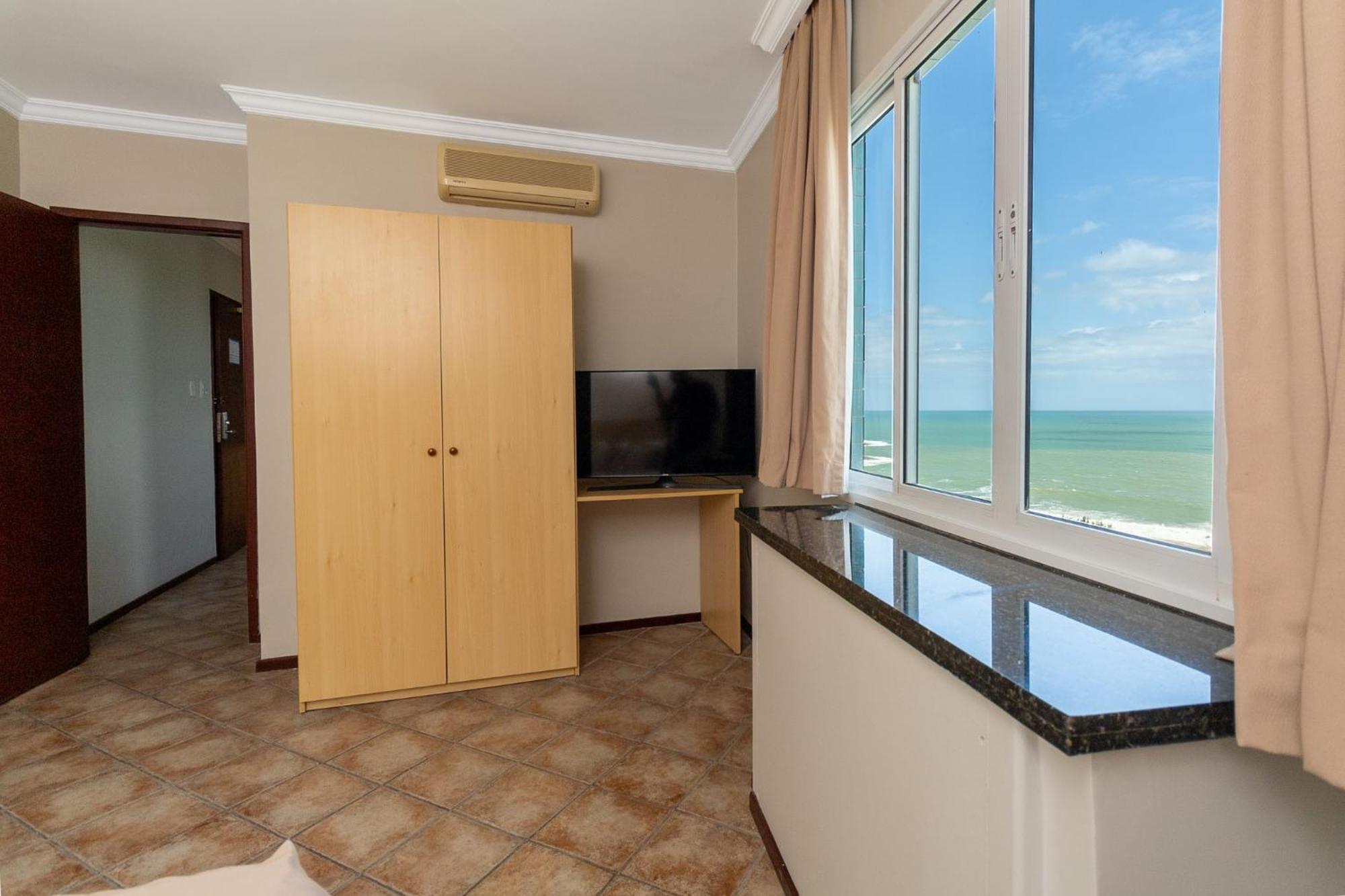 Atlantico By House 3* Macae